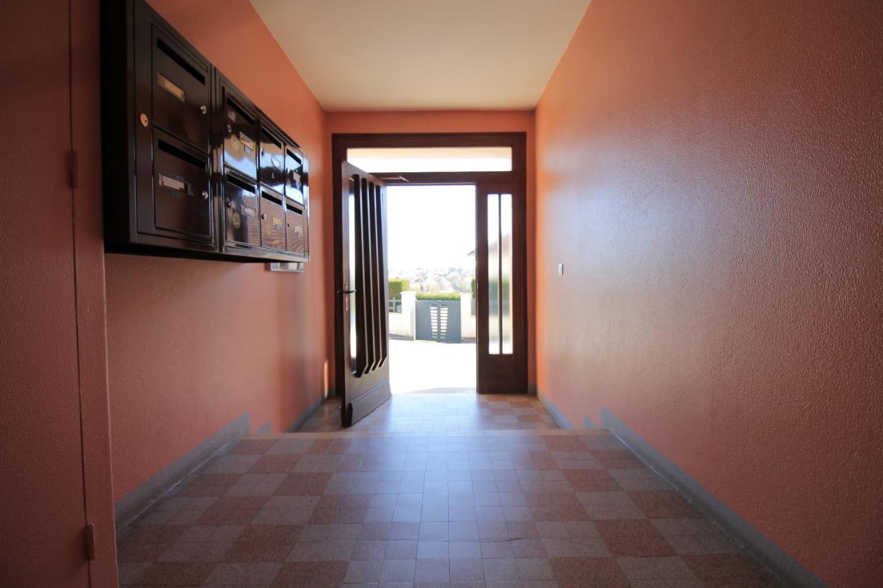 Lacolline-Ponthebert,Com - Appartement Entier Renove -Grand Parking Gratuit, Tout Equipe, Confortable, Netflix Et Amazon Prime Gratuits Et Illimites, Matelas Emma, Lave Linge, Vue Sur La Vallee, Rdc Buitenkant foto