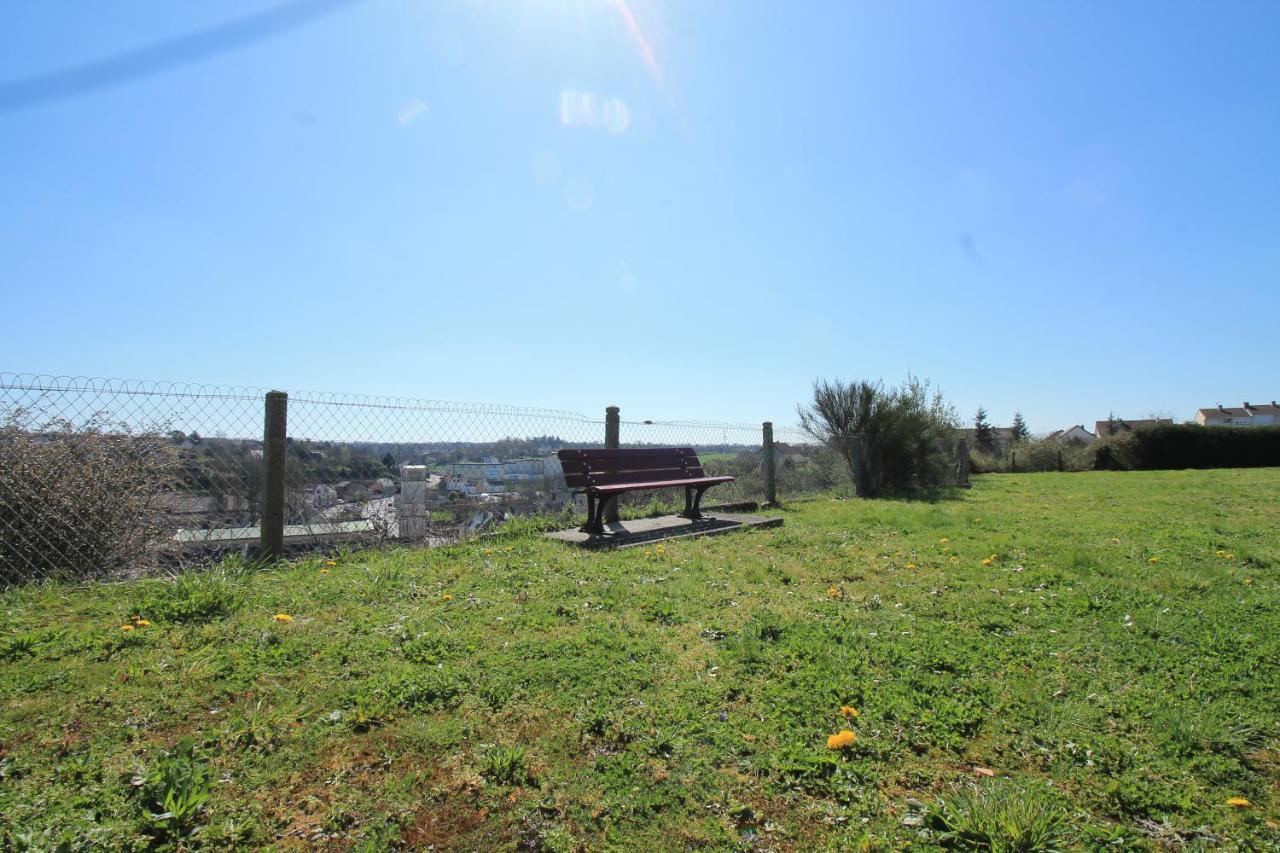 Lacolline-Ponthebert,Com - Appartement Entier Renove -Grand Parking Gratuit, Tout Equipe, Confortable, Netflix Et Amazon Prime Gratuits Et Illimites, Matelas Emma, Lave Linge, Vue Sur La Vallee, Rdc Buitenkant foto